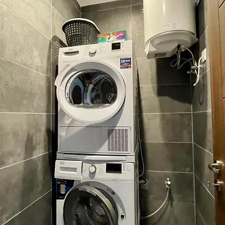 Two Bedroom Highly Finished Appartamento *